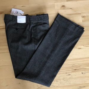 NWT Calvin Klein modern fit dress pants size6